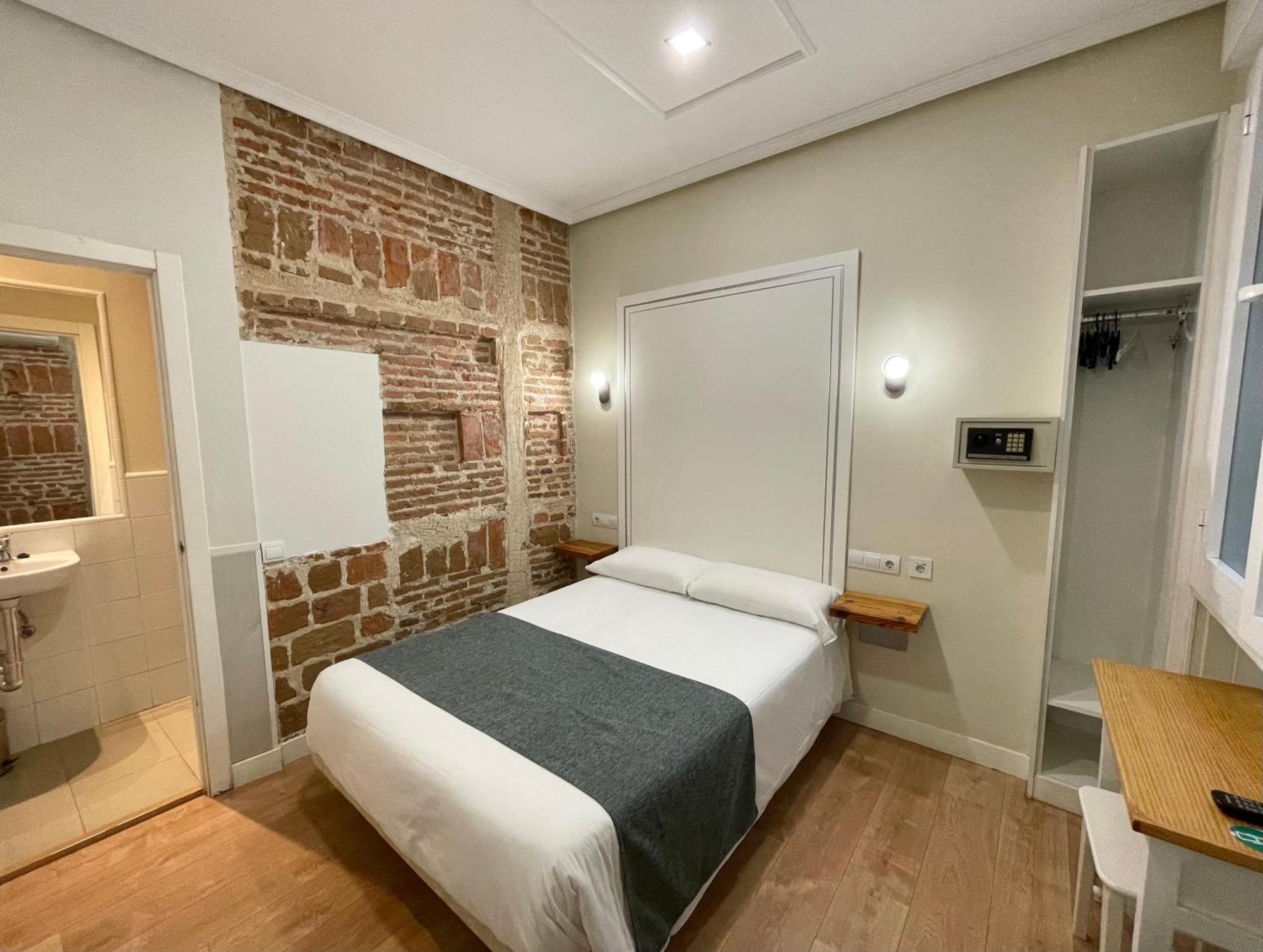 Casa de hóspedes Hostal Madrid