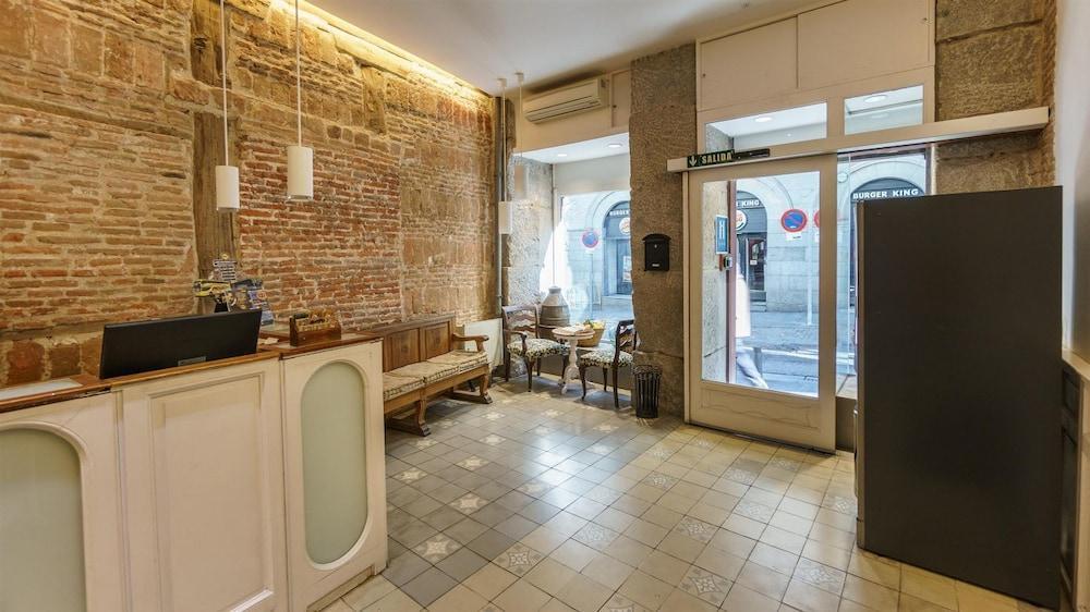 Hostal Madrid Guest house 3*